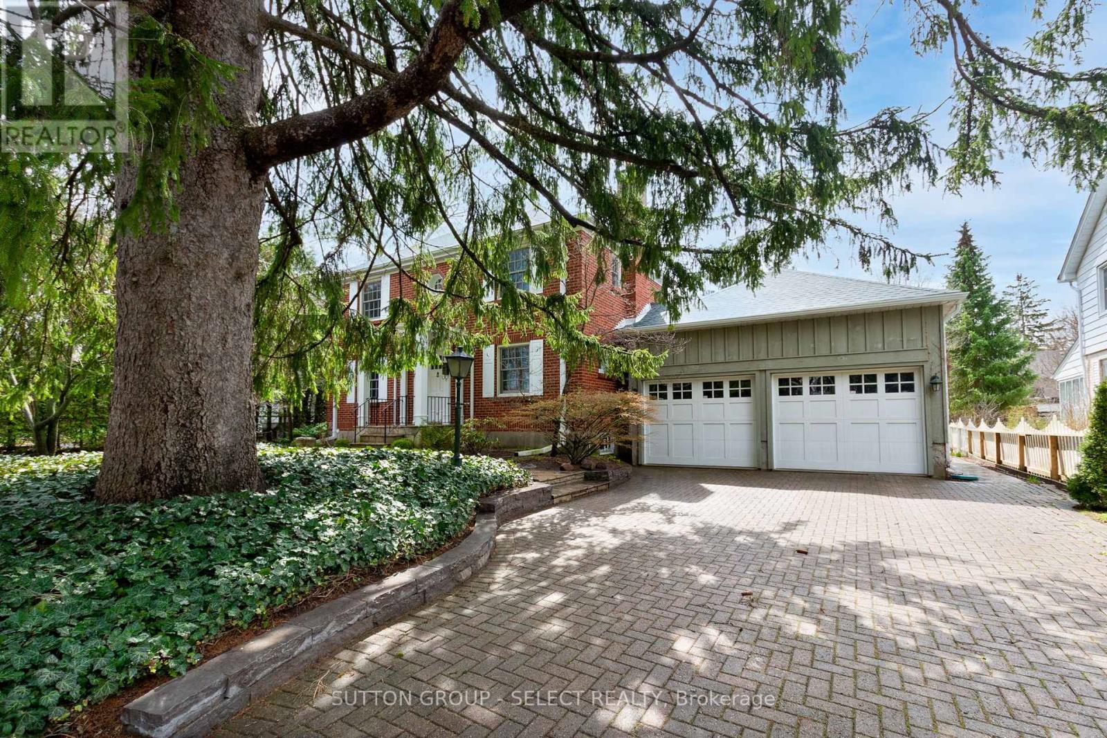 149 Iroquois Avenue, London South, Ontario  N6C 2K9 - Photo 3 - X13051816