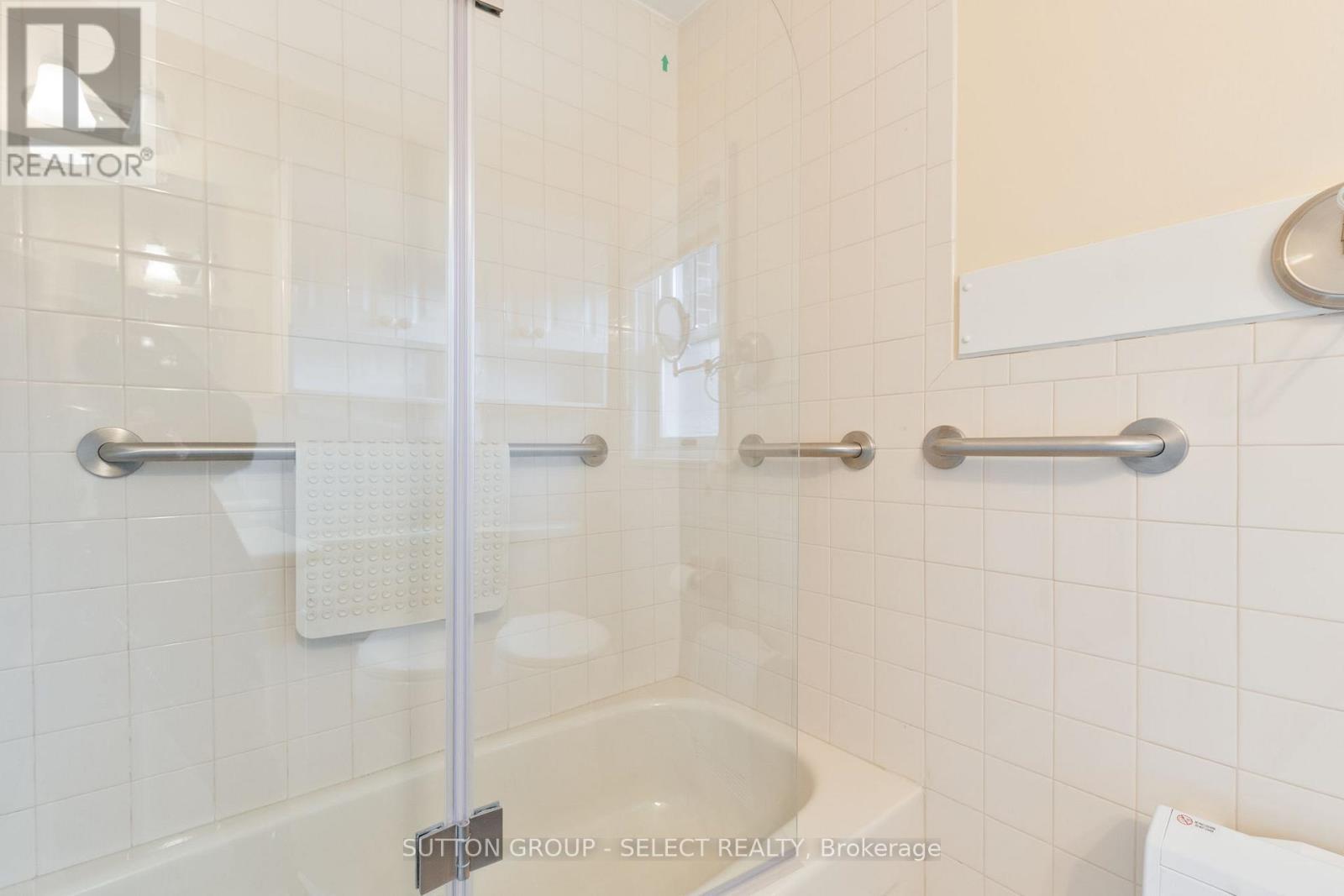 149 Iroquois Avenue, London South, Ontario  N6C 2K9 - Photo 30 - X13051816