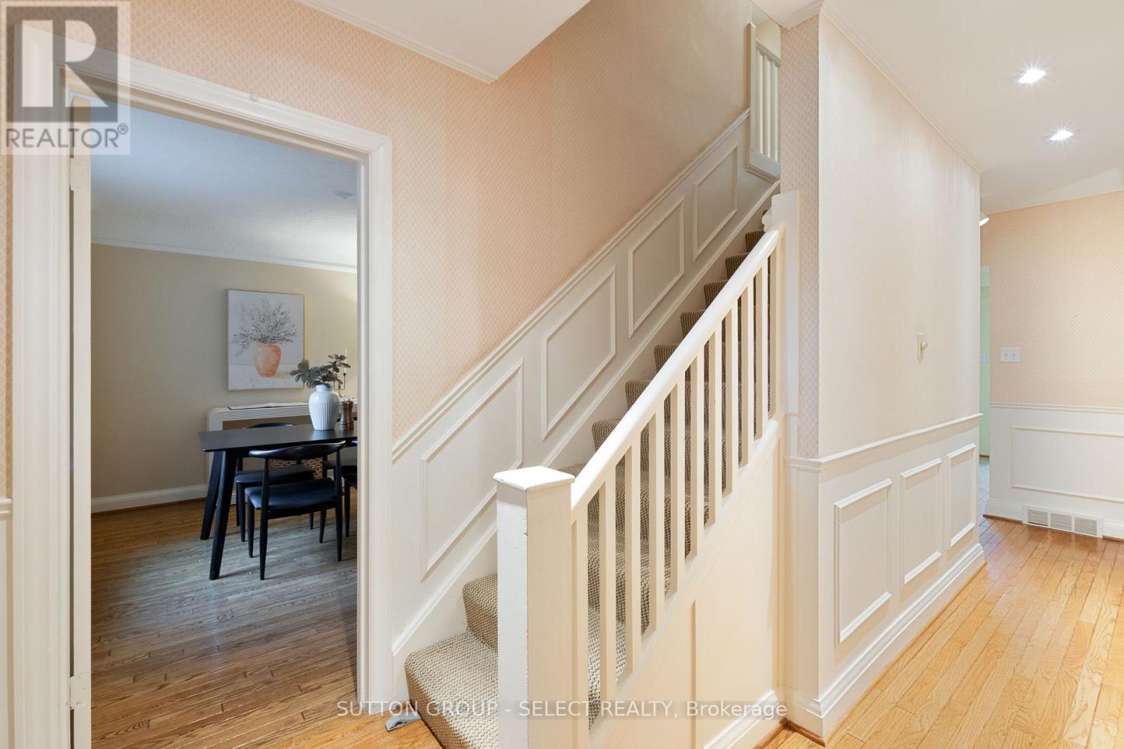 149 Iroquois Avenue, London South, Ontario  N6C 2K9 - Photo 5 - X13051816