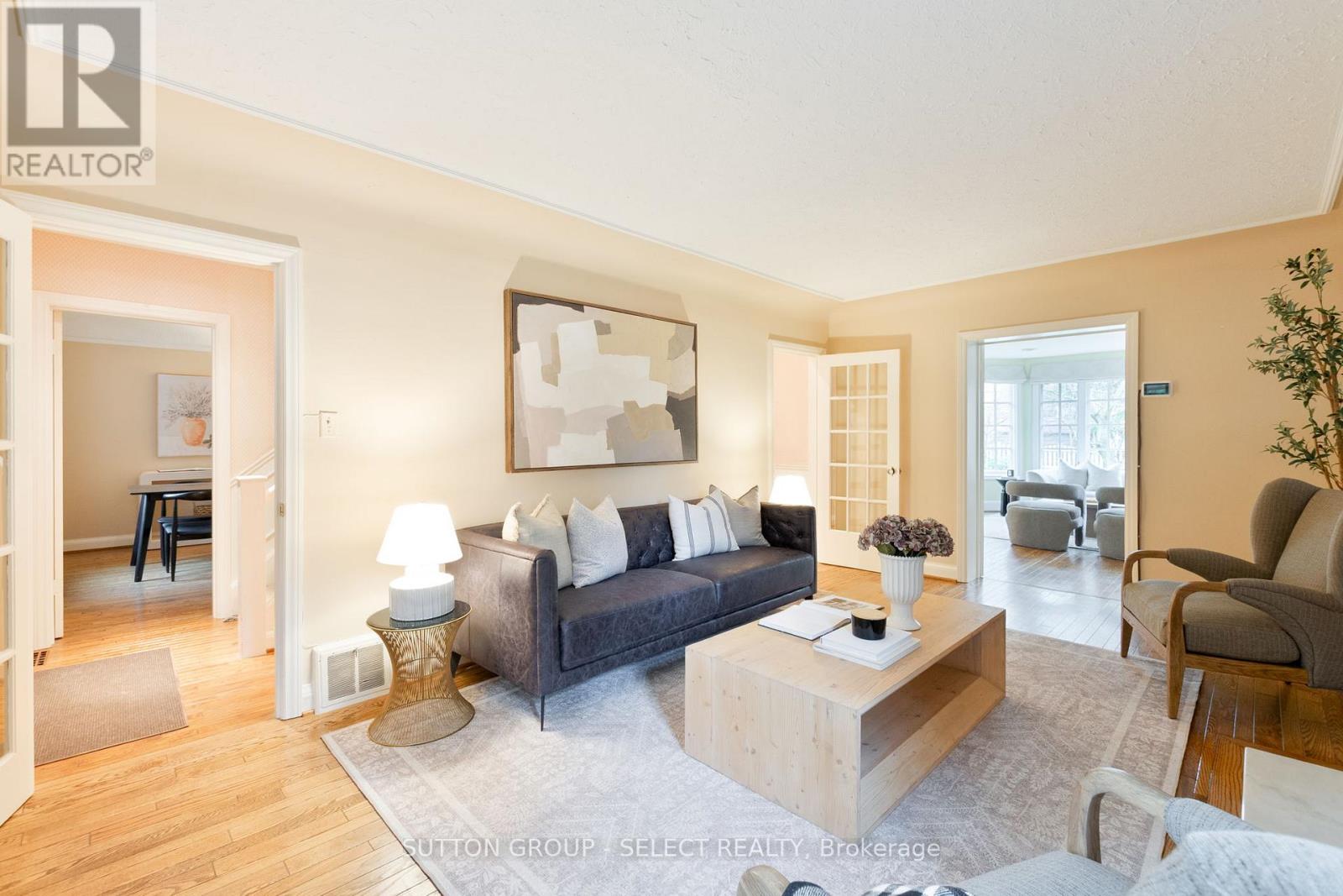 149 Iroquois Avenue, London South, Ontario  N6C 2K9 - Photo 8 - X13051816