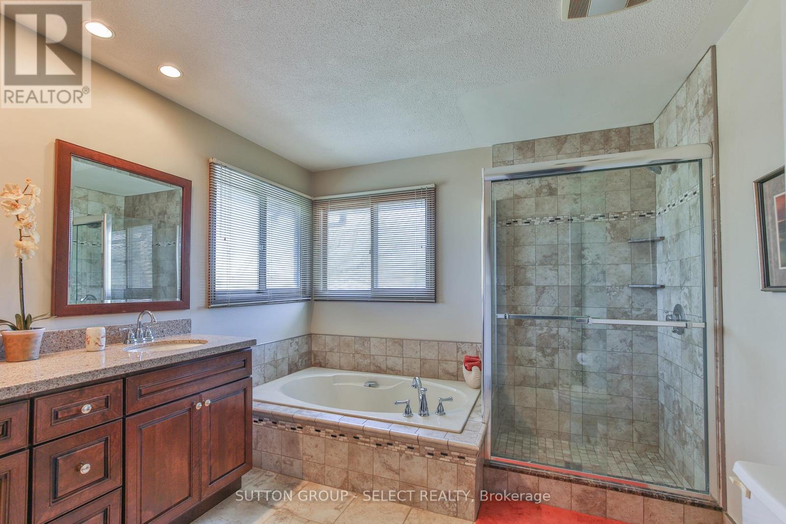 25 Farmington Terrace, London South, Ontario  N6K 3N3 - Photo 28 - X13051830