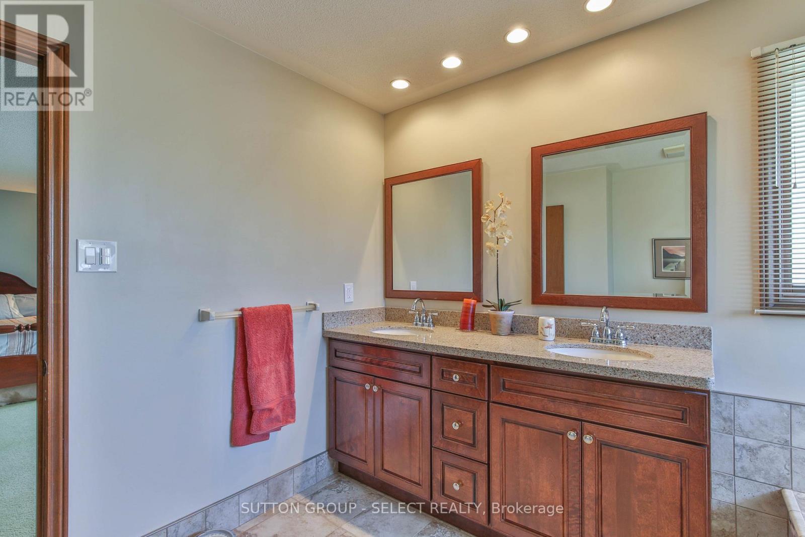 25 Farmington Terrace, London South, Ontario  N6K 3N3 - Photo 29 - X13051830