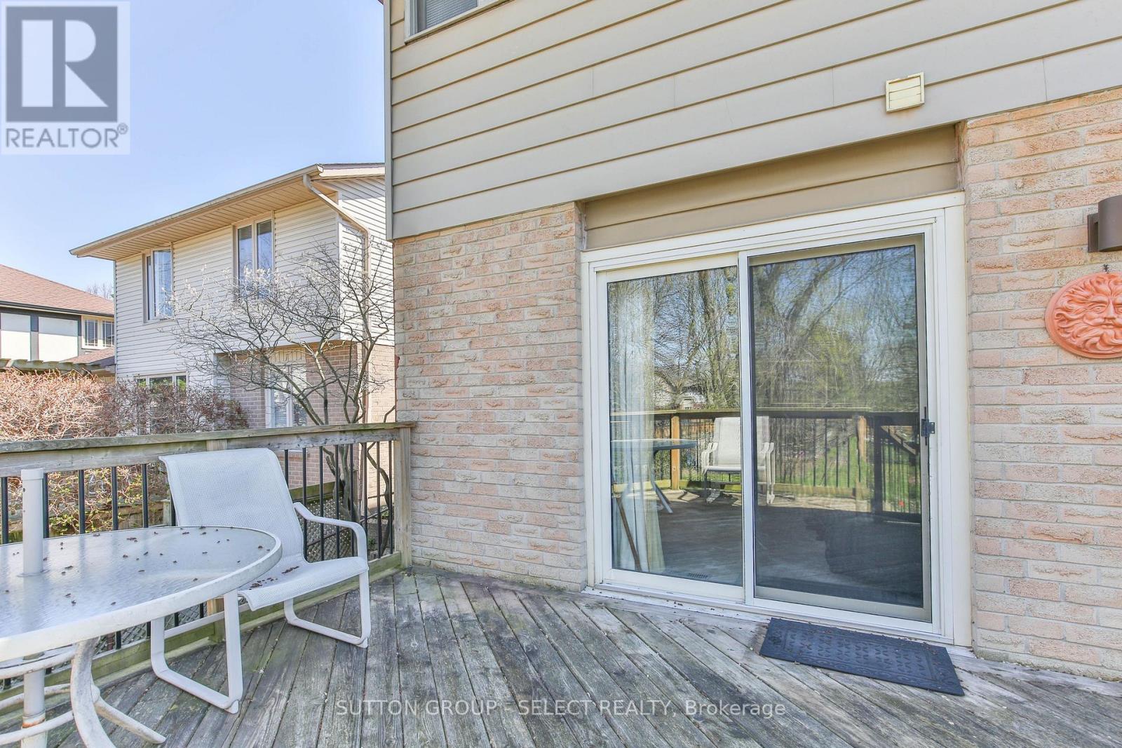 25 Farmington Terrace, London South, Ontario  N6K 3N3 - Photo 46 - X13051830