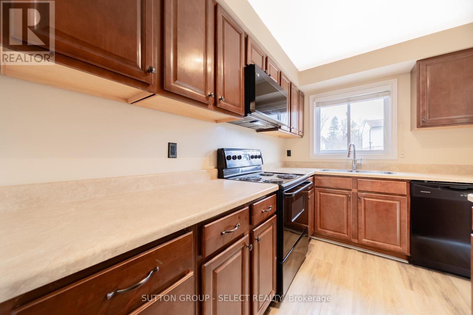 88 - 1328 Commissioners Road W, London South, Ontario  N6K 2Y6 - Photo 6 - X13051834