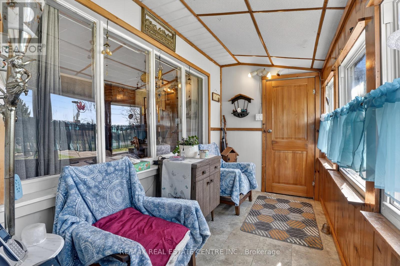 645 Queen Street W, Wellington North, Ontario  N0G 2L1 - Photo 12 - X13051680