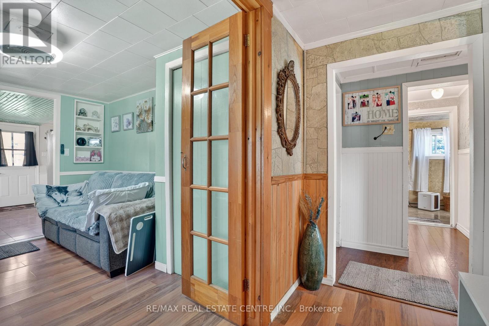 645 Queen Street W, Wellington North, Ontario  N0G 2L1 - Photo 14 - X13051680