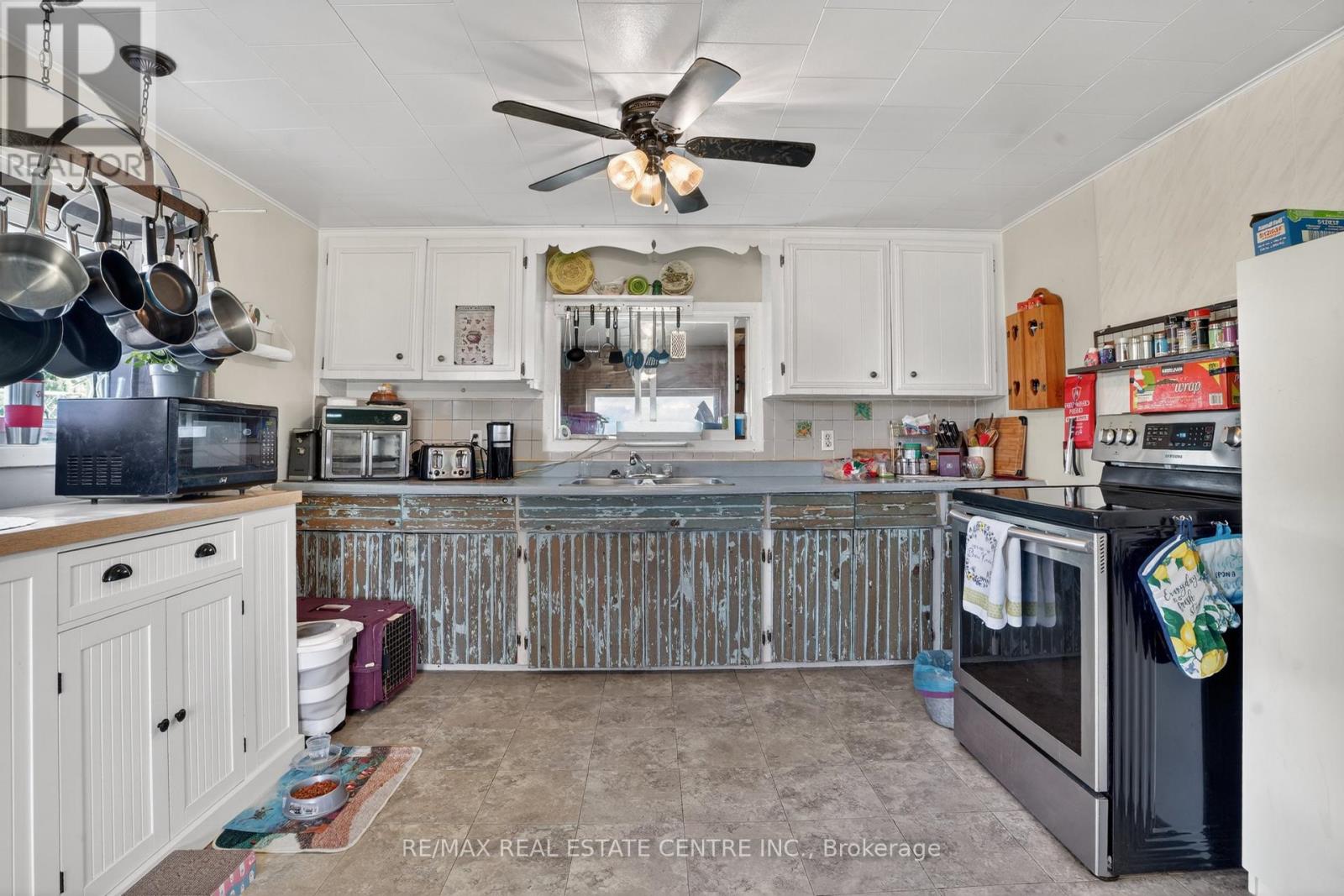 645 Queen Street W, Wellington North, Ontario  N0G 2L1 - Photo 22 - X13051680