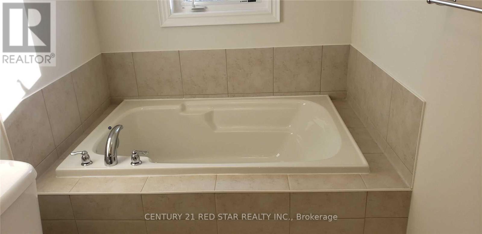 35 Bradley Avenue, Hamilton, Ontario  L0R 1C0 - Photo 12 - X13051710