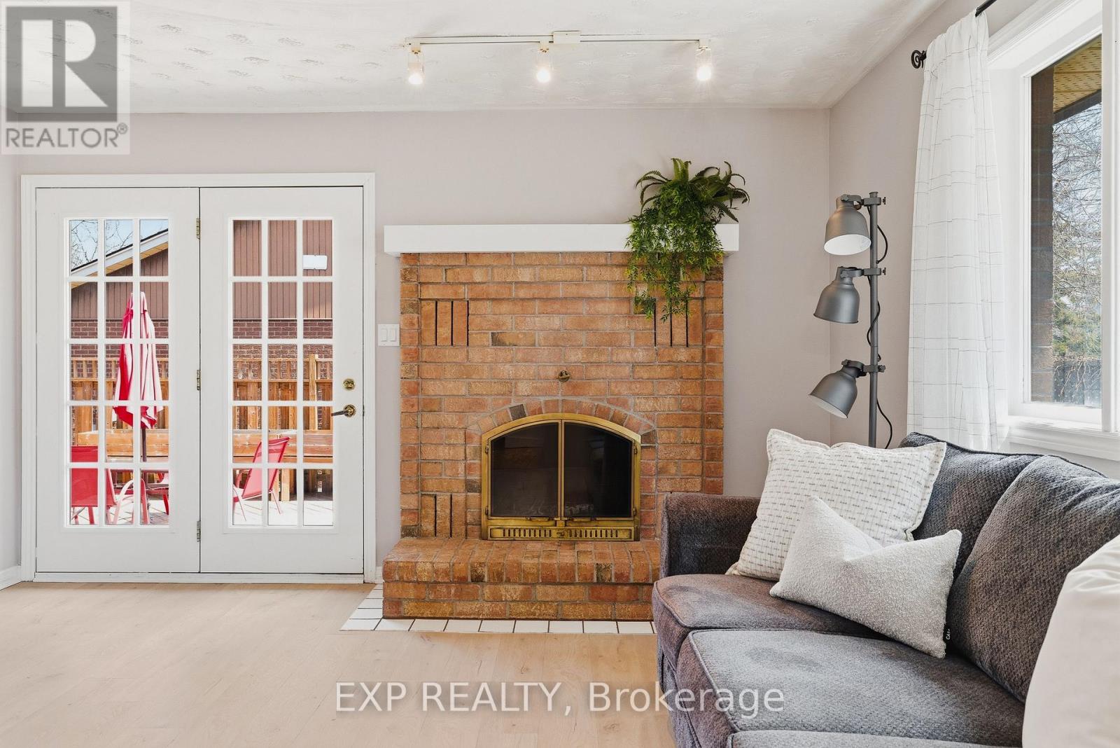 381 Timlock Place, Waterloo, Ontario  N2K 3J2 - Photo 18 - X13051776