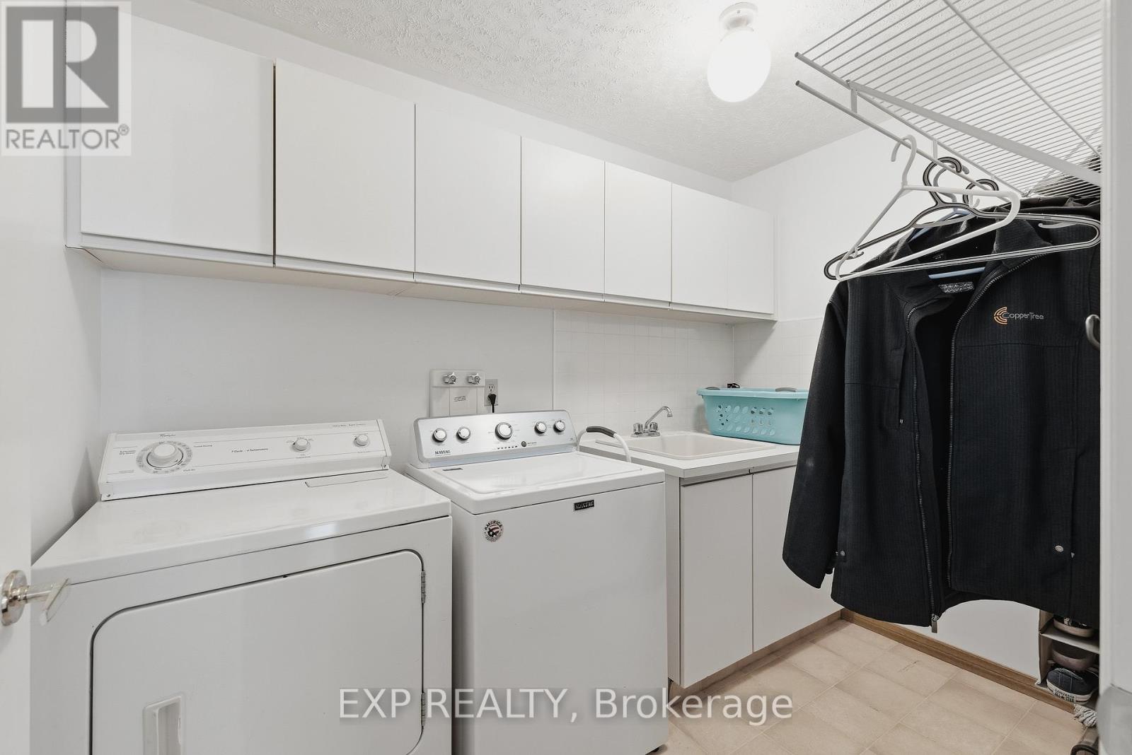 381 Timlock Place, Waterloo, Ontario  N2K 3J2 - Photo 28 - X13051776