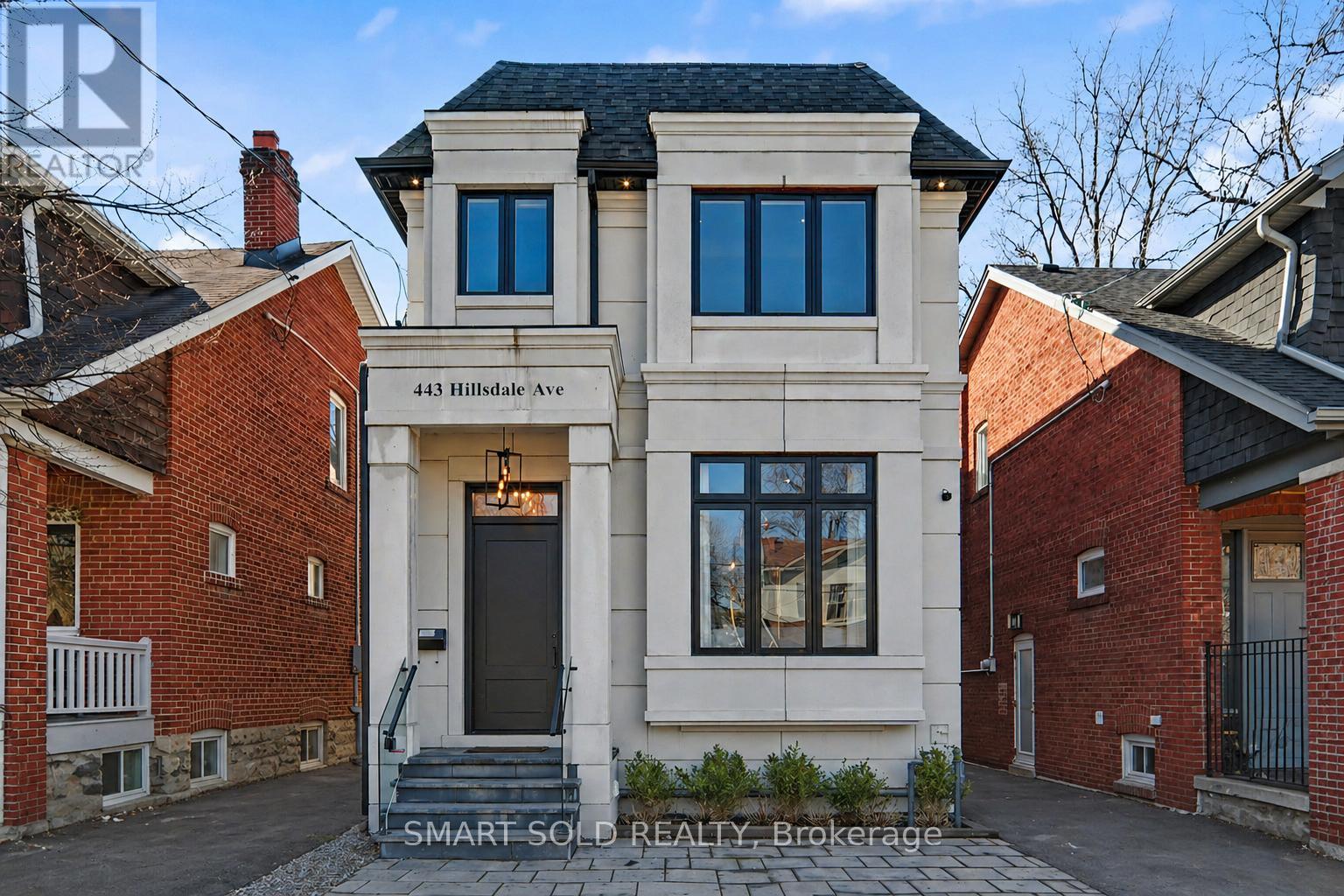 443 HILLSDALE AVENUE E, Toronto, Ontario