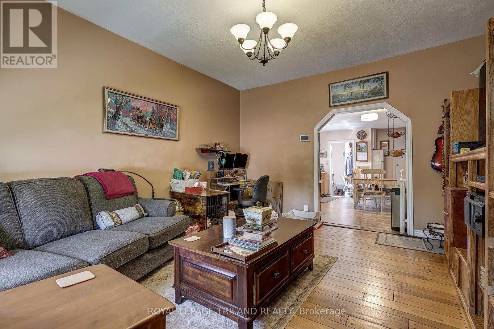 70 Homan Street, London East, Ontario  N5Z 1A8 - Photo 9 - X12928144