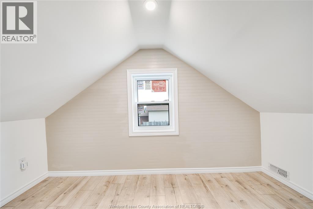 699 Alexandrine Street, Windsor, Ontario  N8X 3C1 - Photo 35 - 26009326