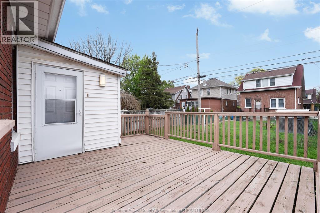 1006 Pillette Road, Windsor, Ontario  N8Y 3B6 - Photo 18 - 26009302