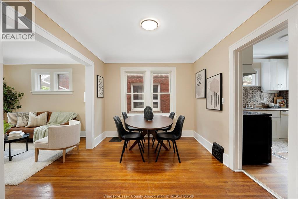 1006 Pillette Road, Windsor, Ontario  N8Y 3B6 - Photo 4 - 26009302