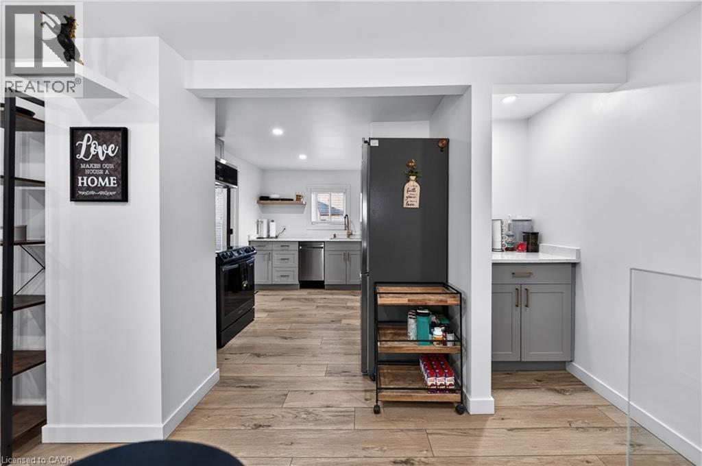 56 Decew Street, Port Colborne, Ontario  L3K 1C1 - Photo 11 - 40824301