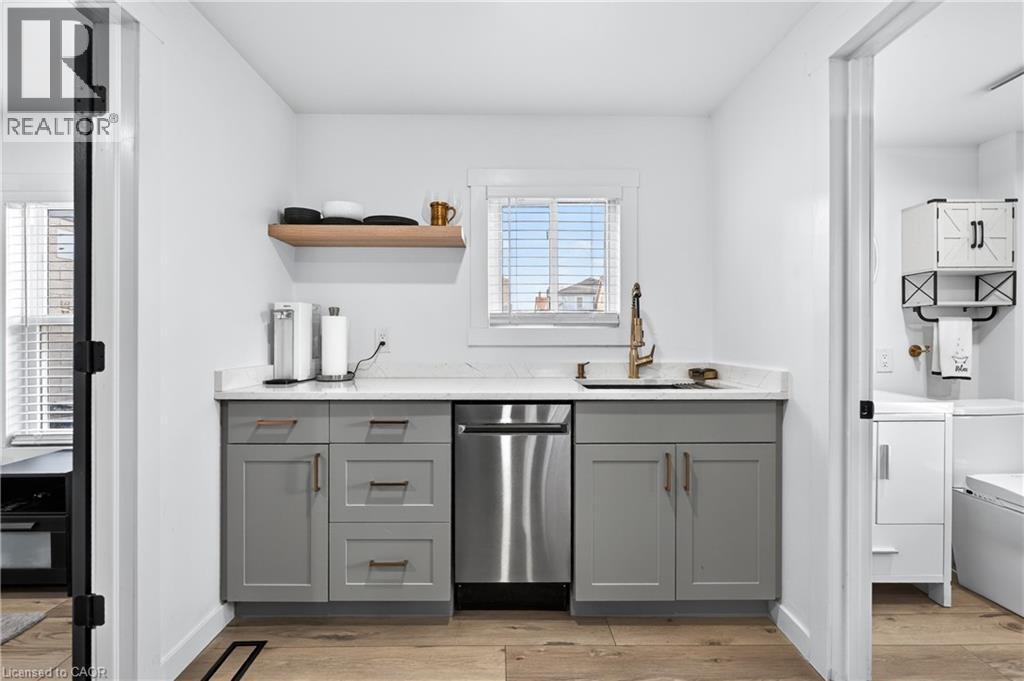 56 Decew Street, Port Colborne, Ontario  L3K 1C1 - Photo 15 - 40824301