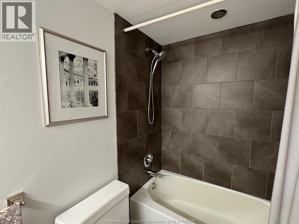 3601 Riverside Drive East Unit# 906, Windsor, Ontario  N8Y 4Y2 - Photo 25 - 26009374