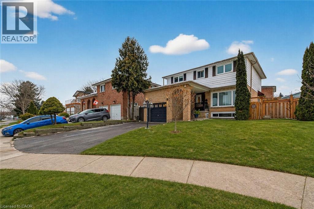 31 Maynard Street, Hamilton, Ontario  L9B 1R9 - Photo 4 - 40824778