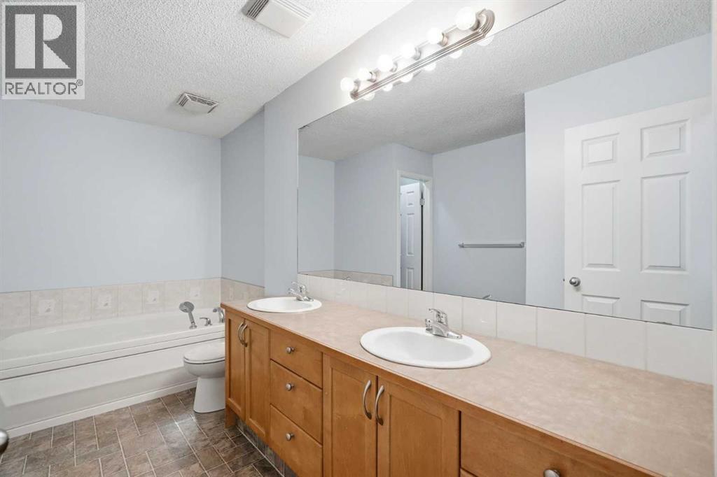 138 Midcrest Crescent SE, Calgary, Alberta  T2X 1B6 - Photo 16 - A2304491