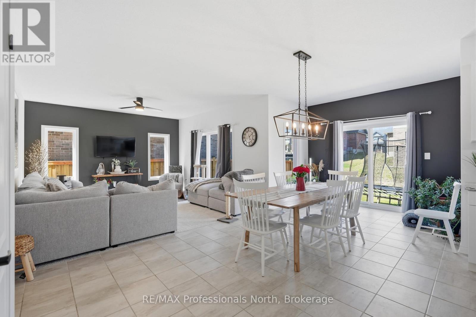 75 Eaglecrest Avenue, Huntsville, Ontario  P1H 0B7 - Photo 14 - X13051916