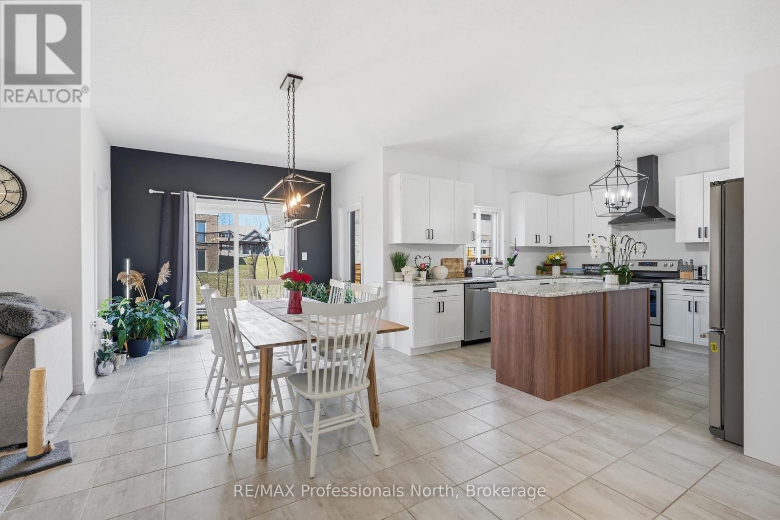 75 Eaglecrest Avenue, Huntsville, Ontario  P1H 0B7 - Photo 16 - X13051916