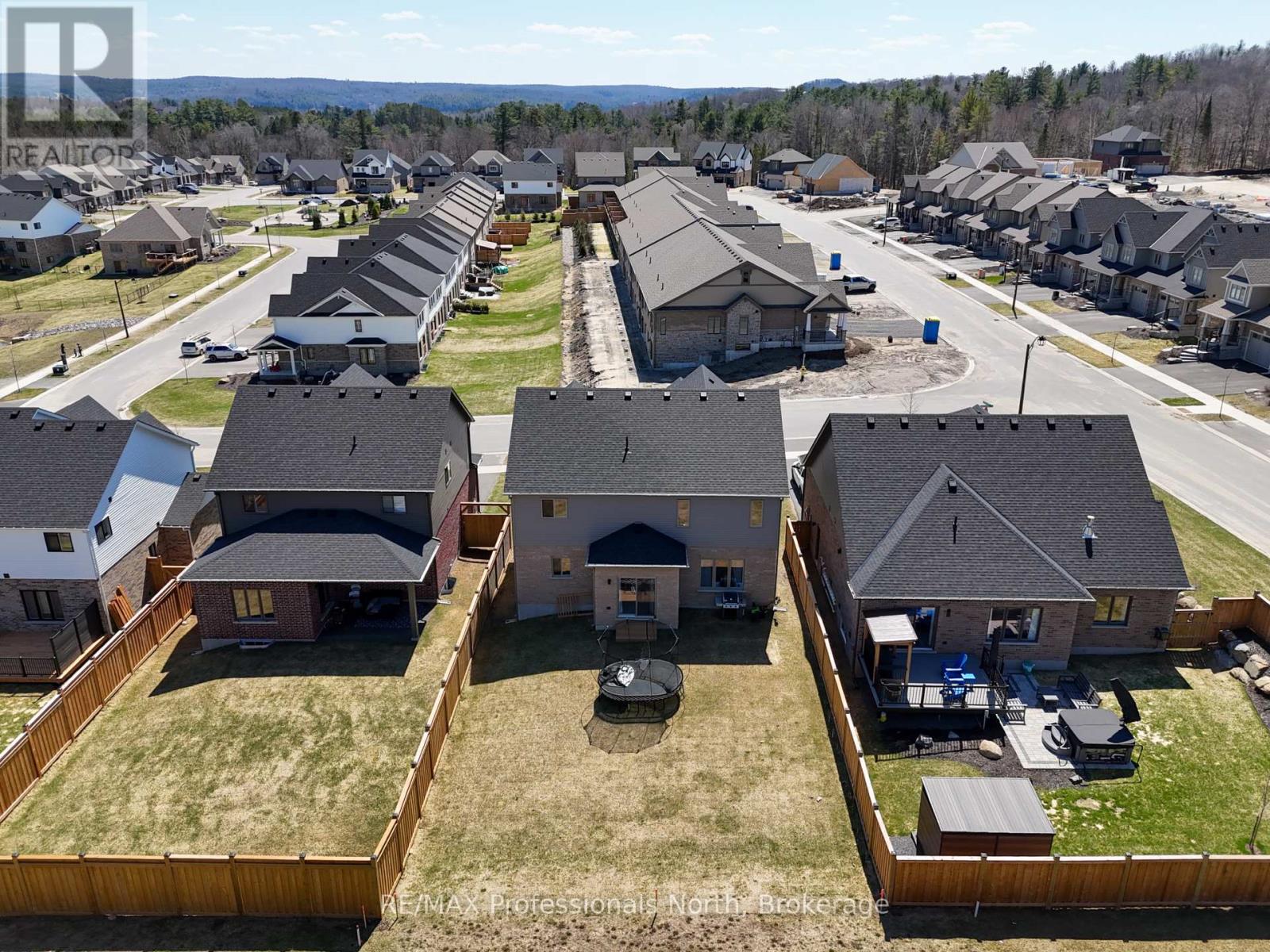 75 Eaglecrest Avenue, Huntsville, Ontario  P1H 0B7 - Photo 9 - X13051916