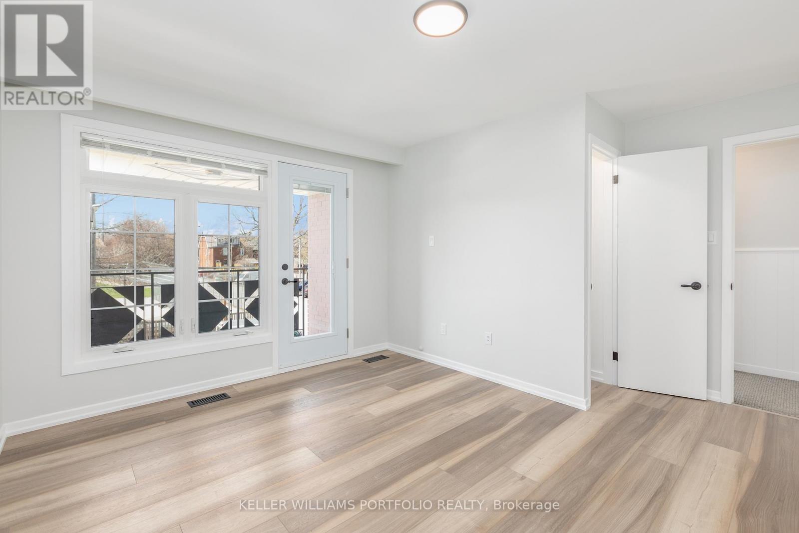 3 - 99 WEST LODGE AVENUE, Toronto, Ontario