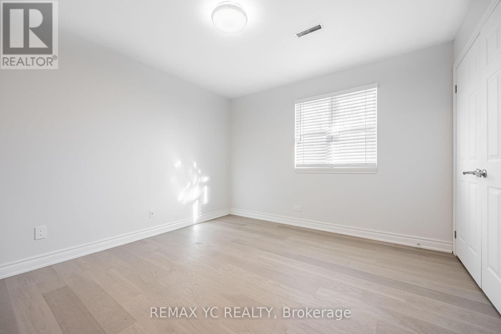 244 Banbury Road, Toronto, Ontario  M3B 3C8 - Photo 10 - C13051836