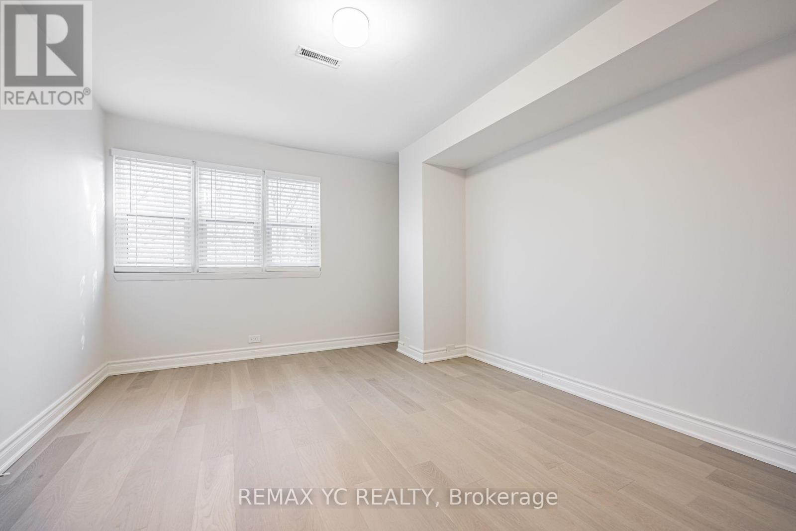 244 Banbury Road, Toronto, Ontario  M3B 3C8 - Photo 12 - C13051836