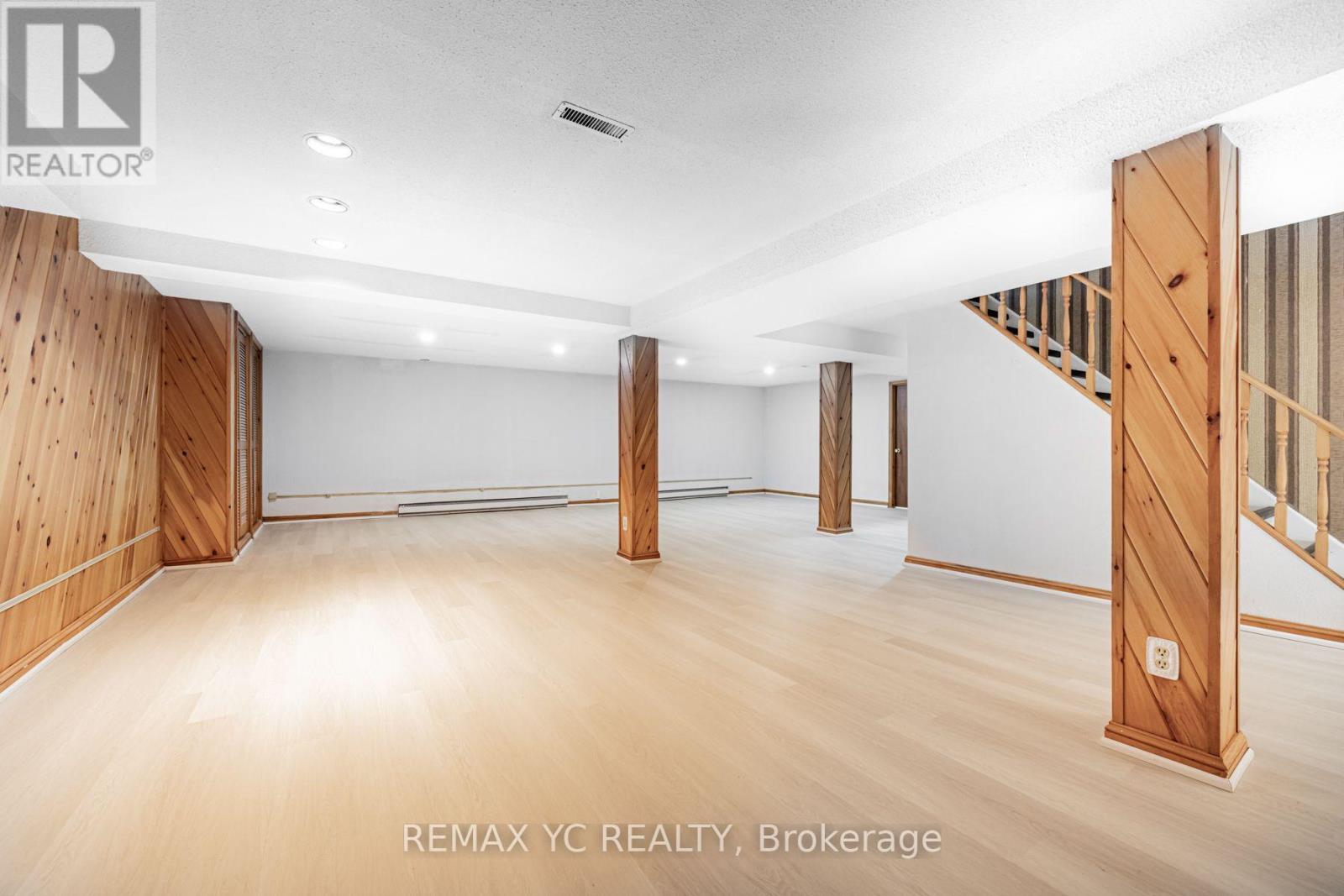 244 Banbury Road, Toronto, Ontario  M3B 3C8 - Photo 15 - C13051836