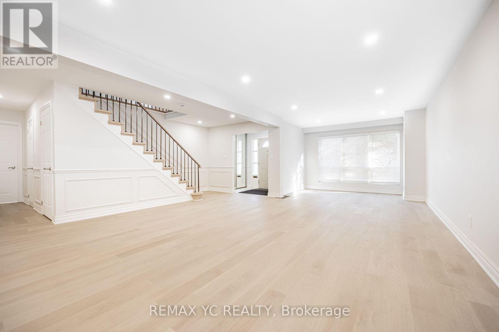 244 Banbury Road, Toronto, Ontario  M3B 3C8 - Photo 3 - C13051836