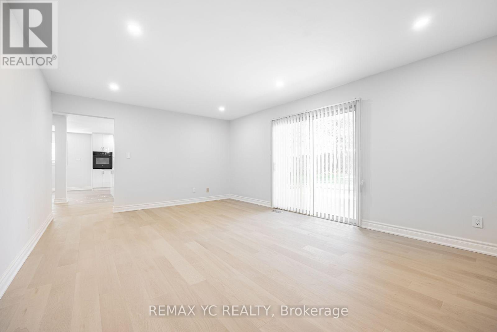 244 Banbury Road, Toronto, Ontario  M3B 3C8 - Photo 8 - C13051836