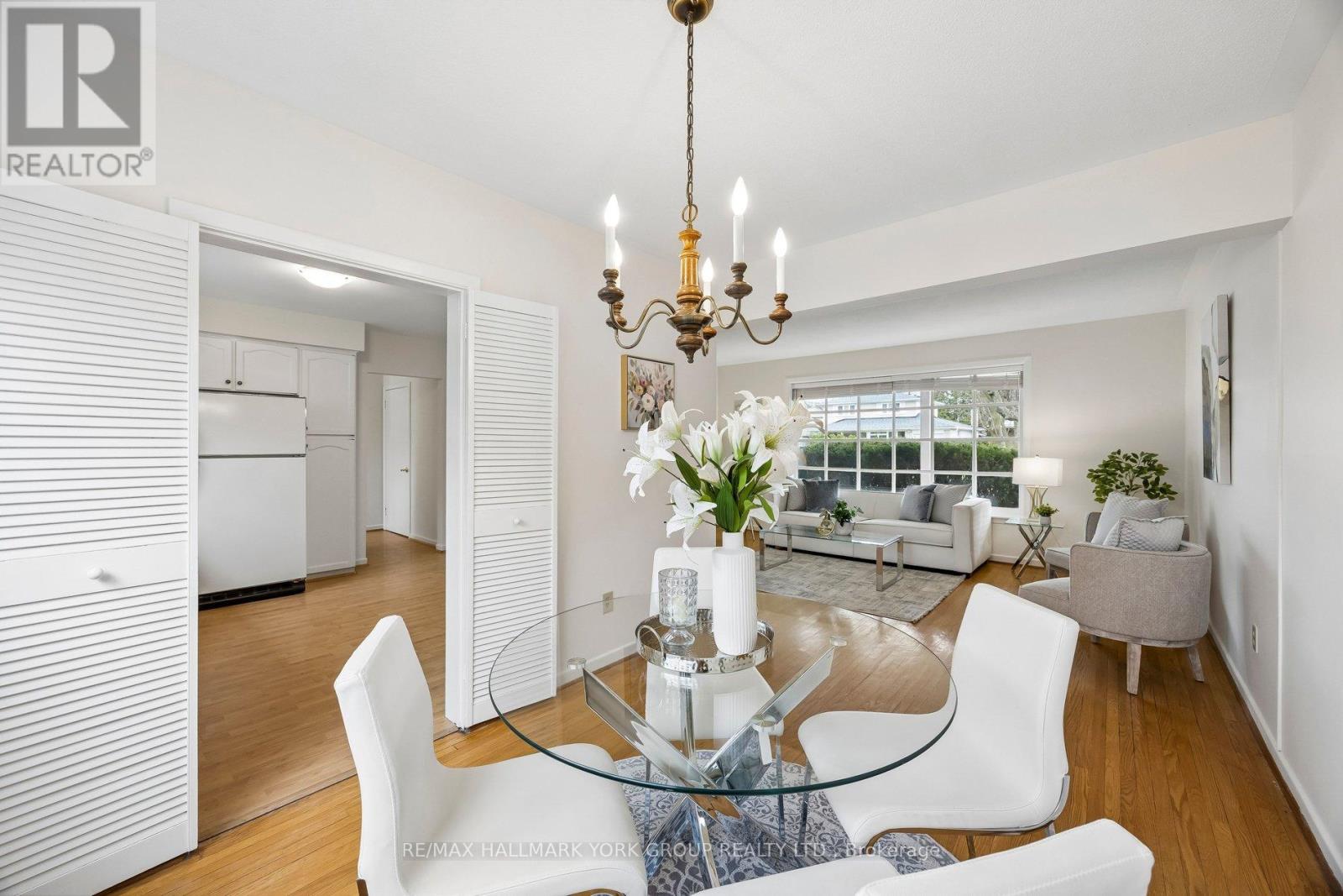 86 Nymark Avenue, Toronto, Ontario  M2J 2H2 - Photo 16 - C13051890