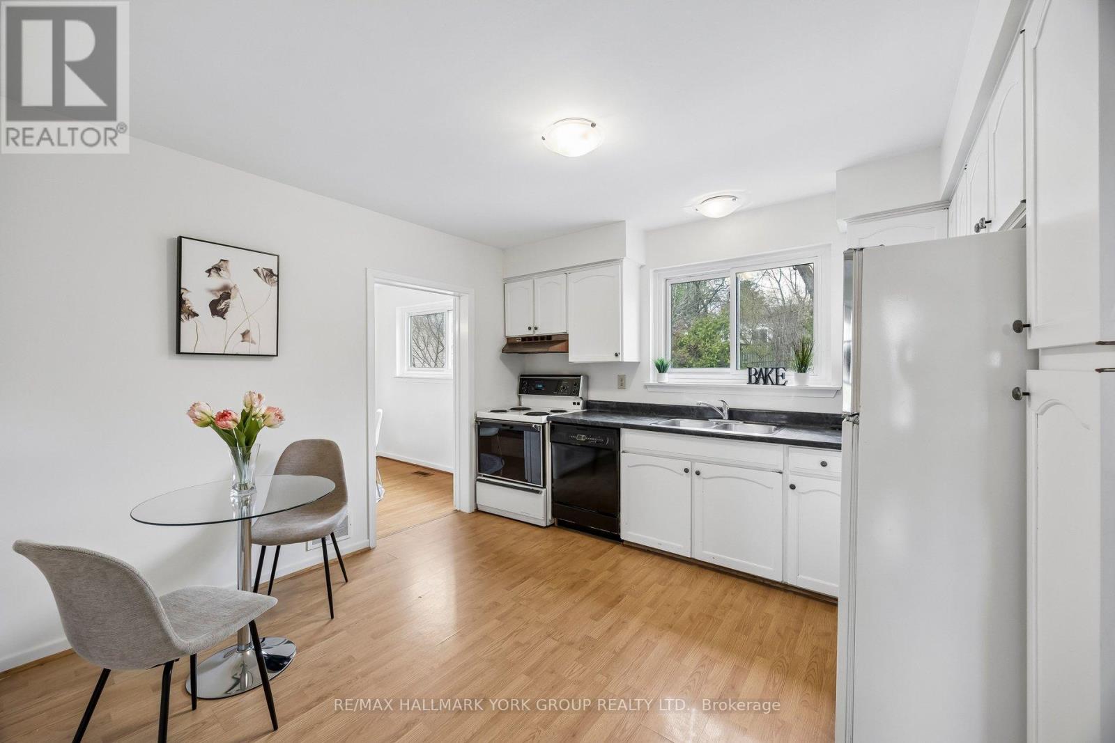 86 Nymark Avenue, Toronto, Ontario  M2J 2H2 - Photo 18 - C13051890