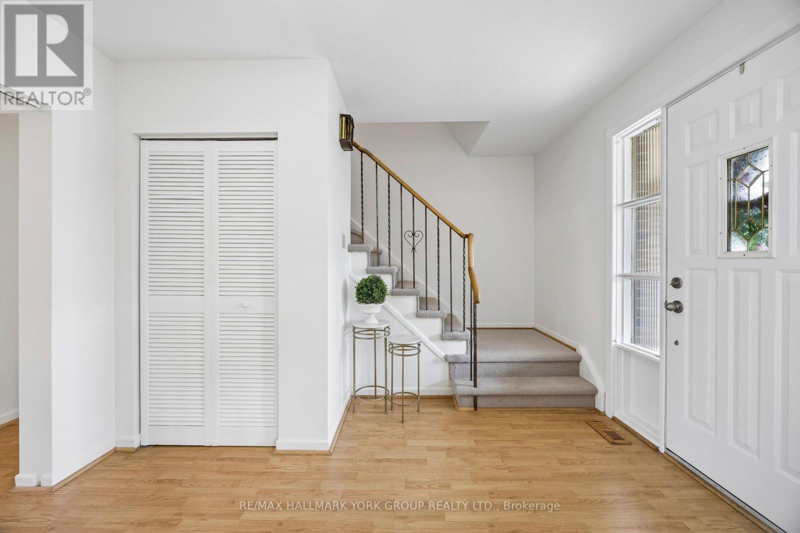 86 Nymark Avenue, Toronto, Ontario  M2J 2H2 - Photo 8 - C13051890