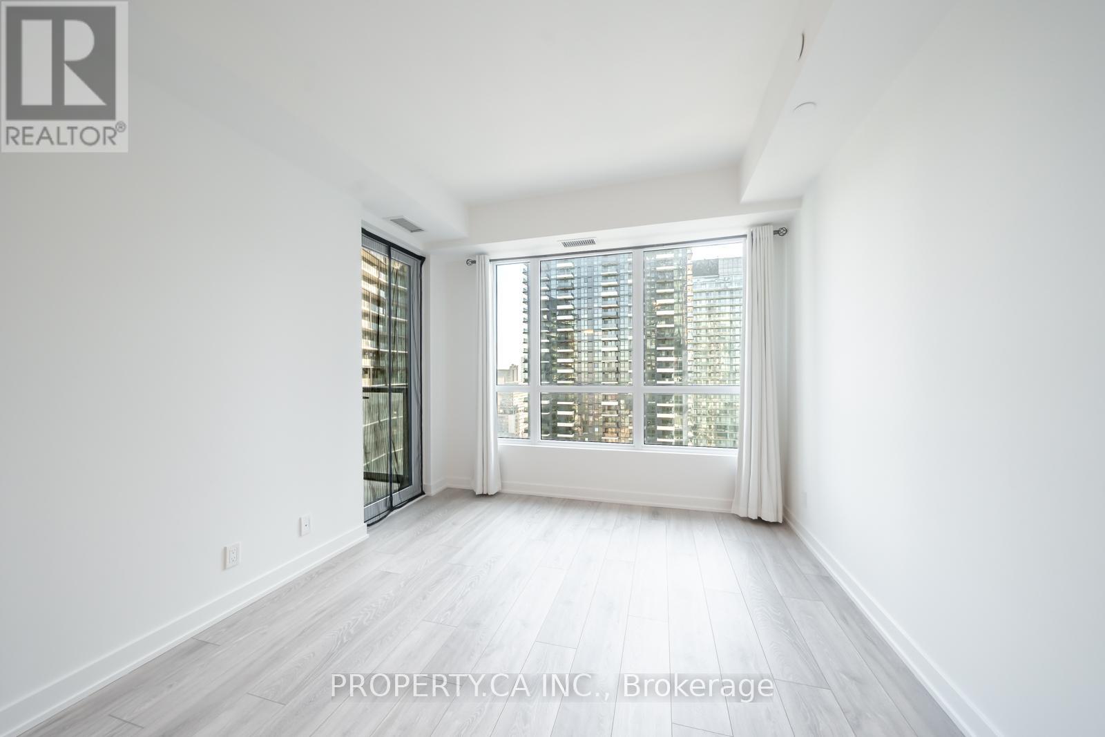 3203 - 108 Peter Street, Toronto, Ontario  M5V 0W2 - Photo 5 - C13051908