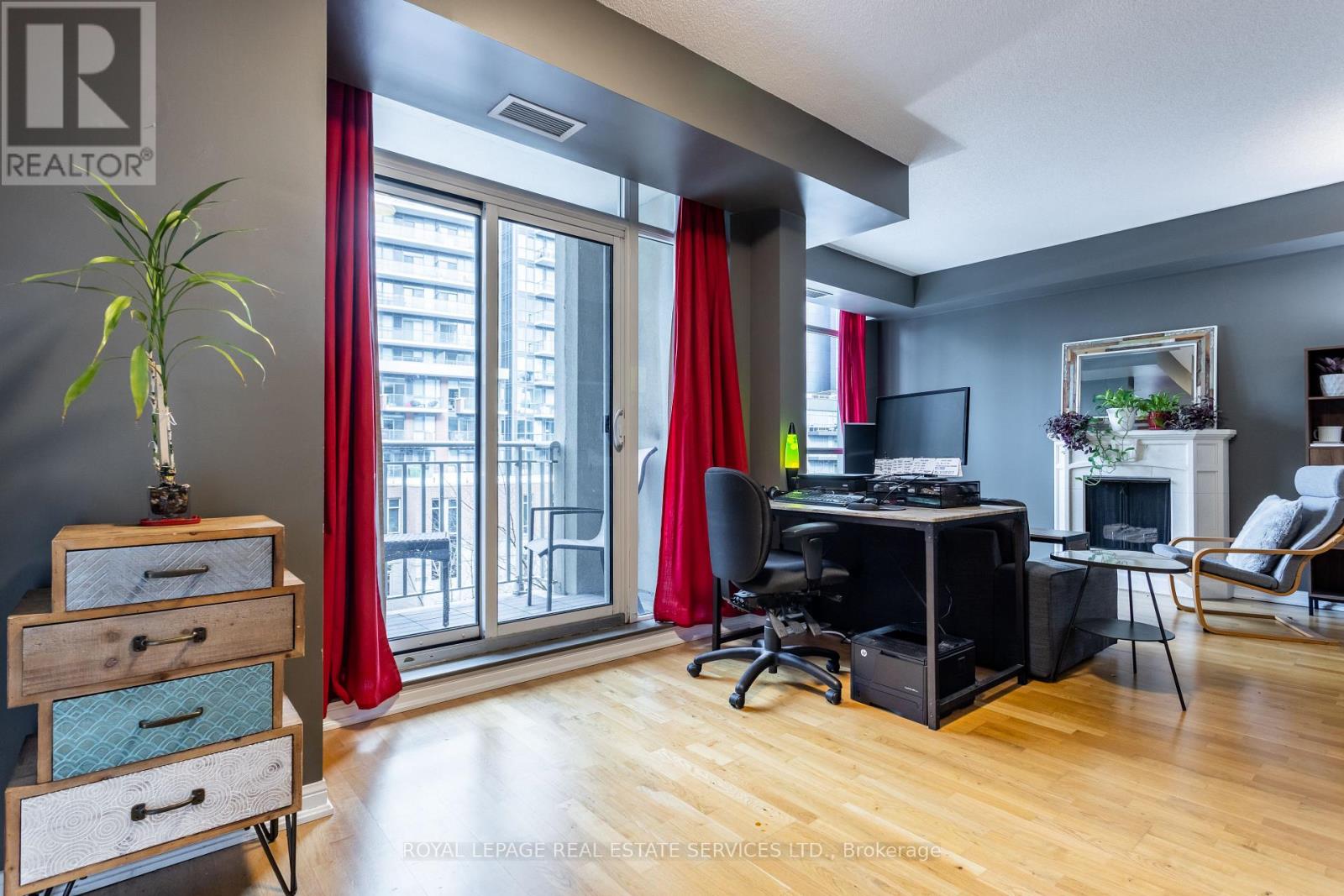 510 - 21 Grand Magazine Street, Toronto, Ontario  M5V 1B5 - Photo 13 - C13051914