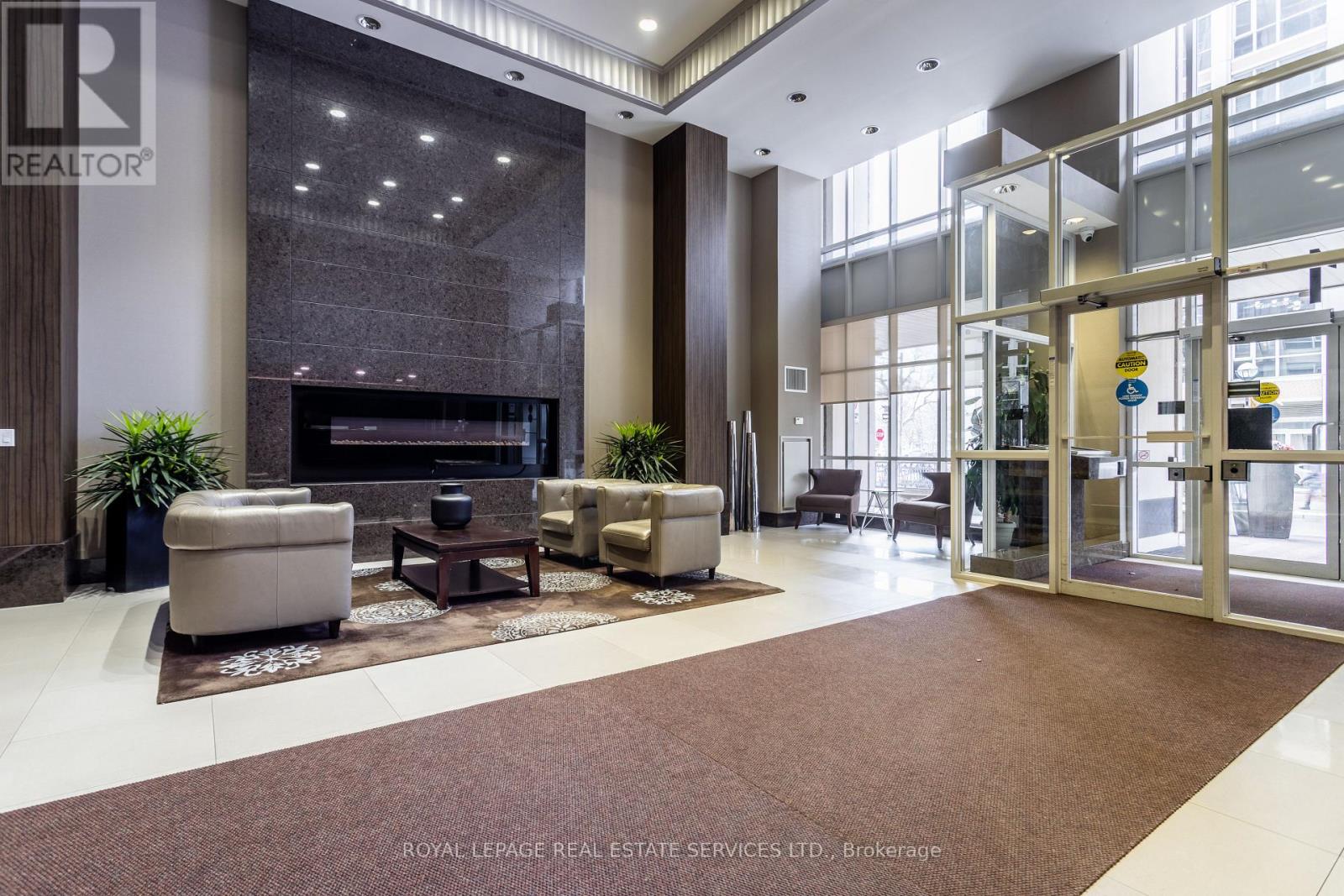 510 - 21 Grand Magazine Street, Toronto, Ontario  M5V 1B5 - Photo 3 - C13051914