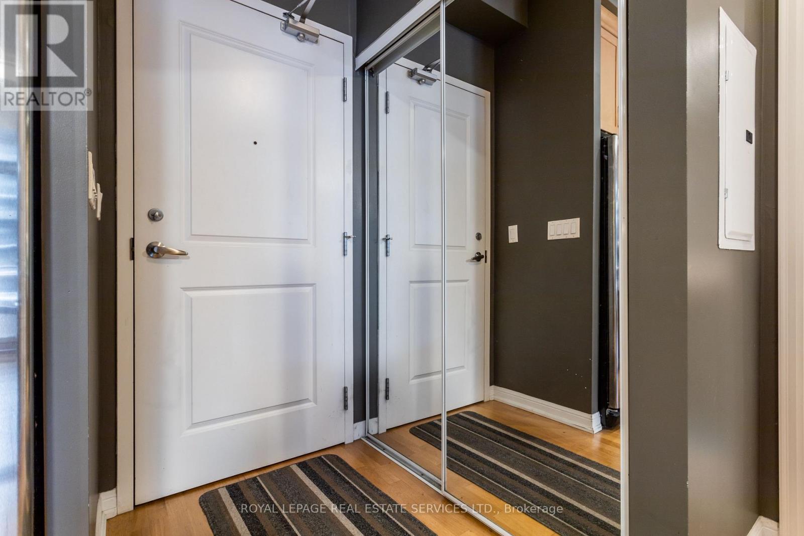 510 - 21 Grand Magazine Street, Toronto, Ontario  M5V 1B5 - Photo 4 - C13051914