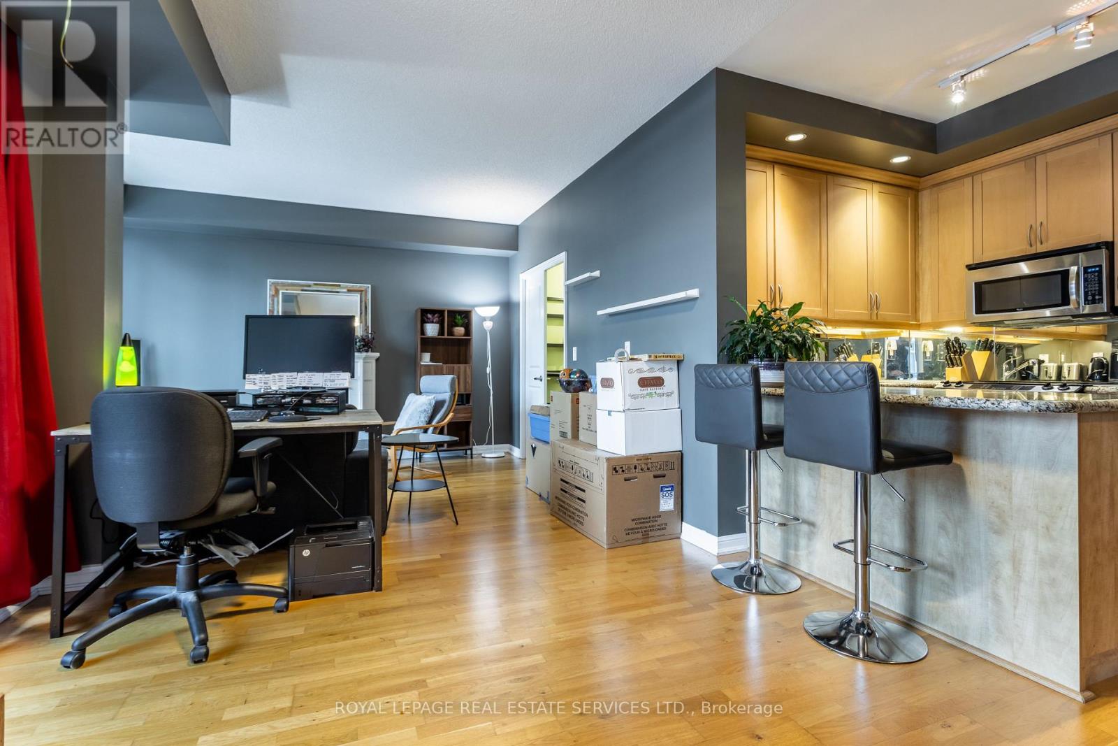 510 - 21 Grand Magazine Street, Toronto, Ontario  M5V 1B5 - Photo 9 - C13051914