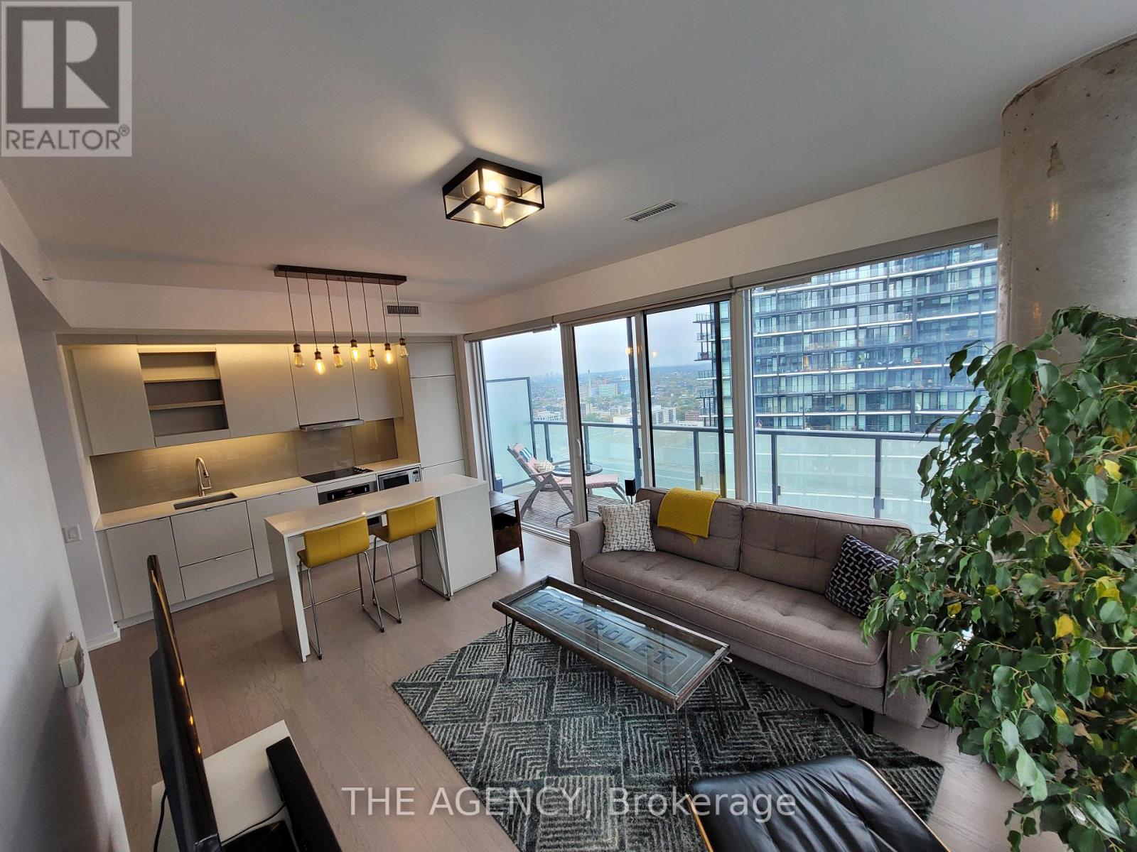 3203 - 101 Peter Street, Toronto, Ontario  M5V 2G9 - Photo 3 - C13051946