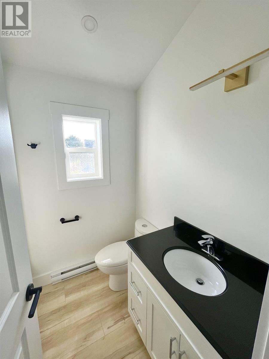 10 Chestnut Street, Charlottetown, Prince Edward Island  C1A 5R1 - Photo 4 - 202605699