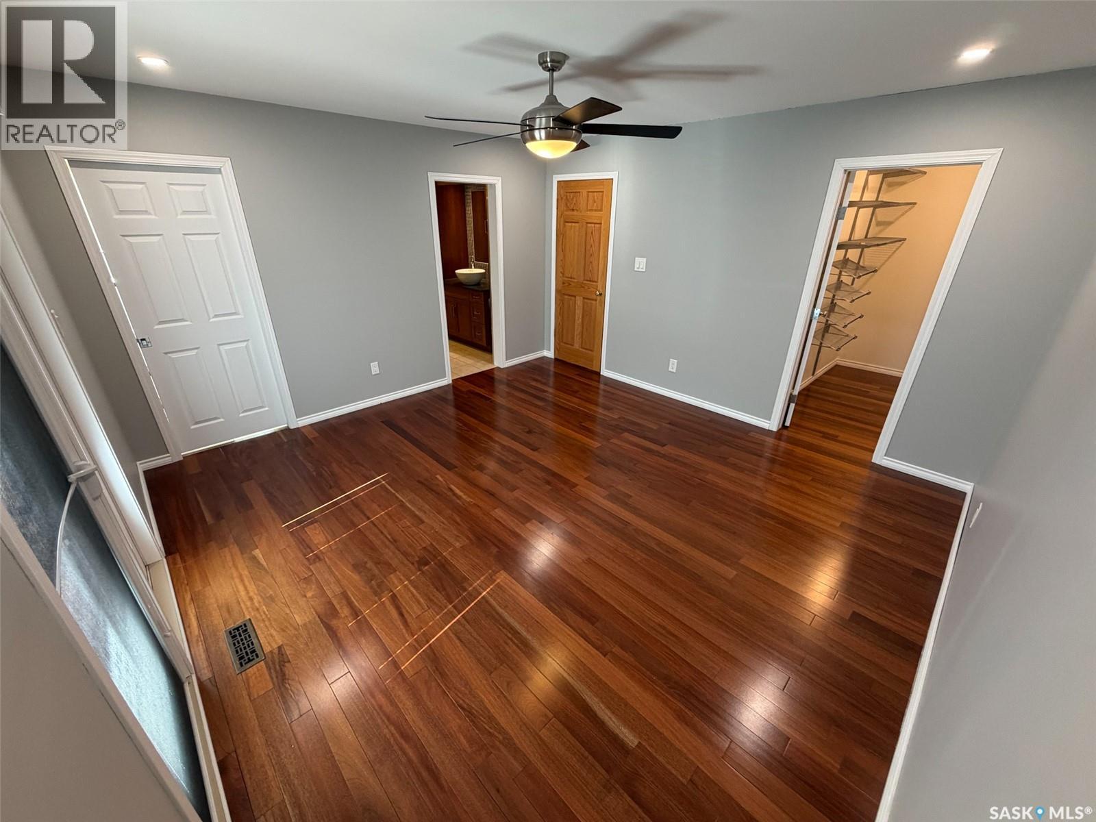 117 2nd Street W, Frontier, Saskatchewan  S0N 0W0 - Photo 26 - SK034116