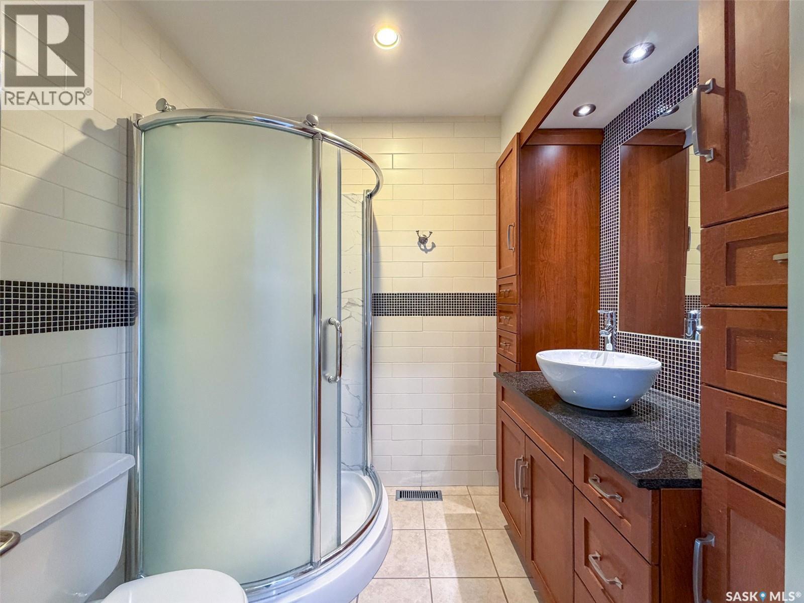 117 2nd Street W, Frontier, Saskatchewan  S0N 0W0 - Photo 28 - SK034116