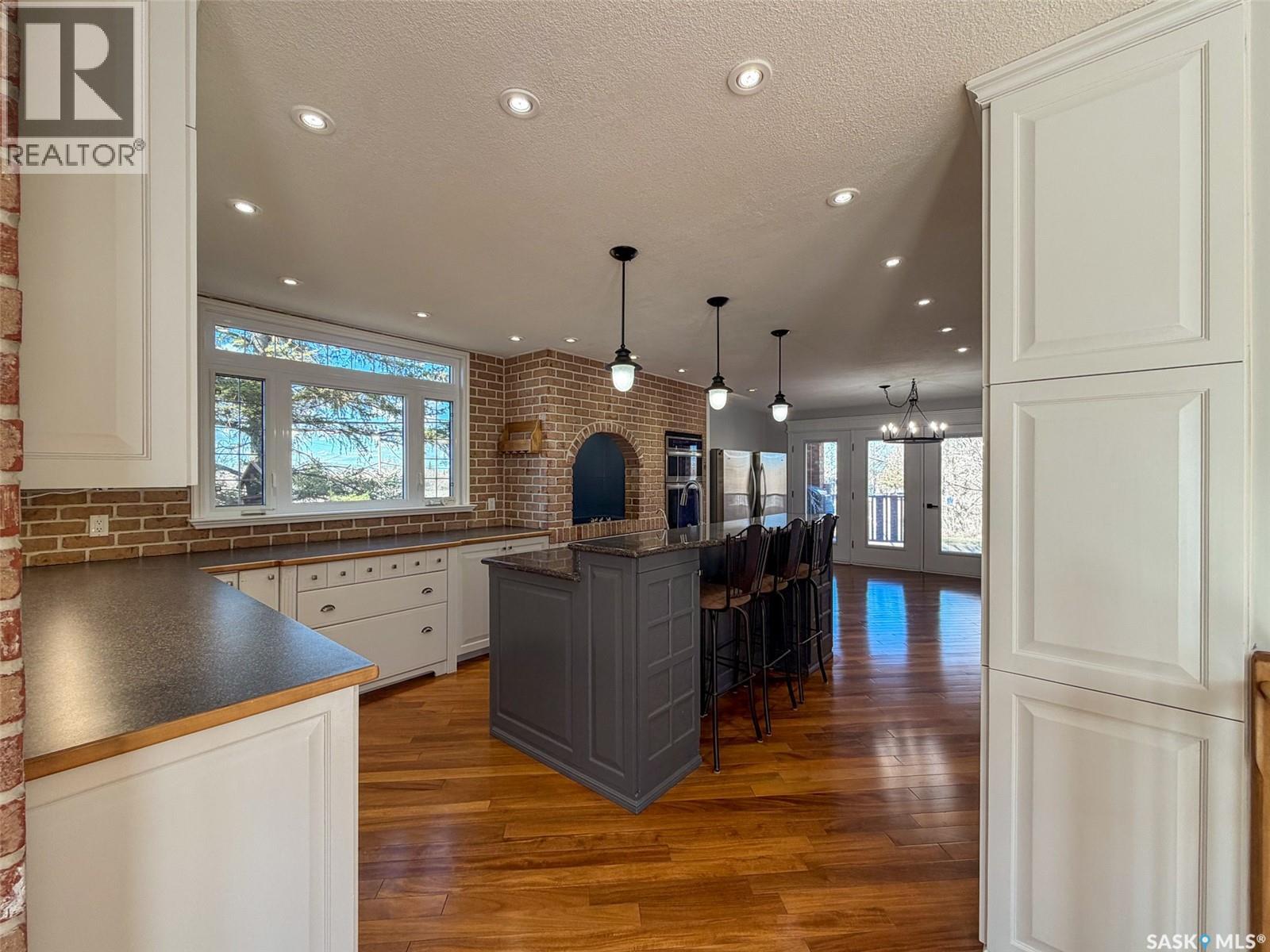 117 2nd Street W, Frontier, Saskatchewan  S0N 0W0 - Photo 6 - SK034116