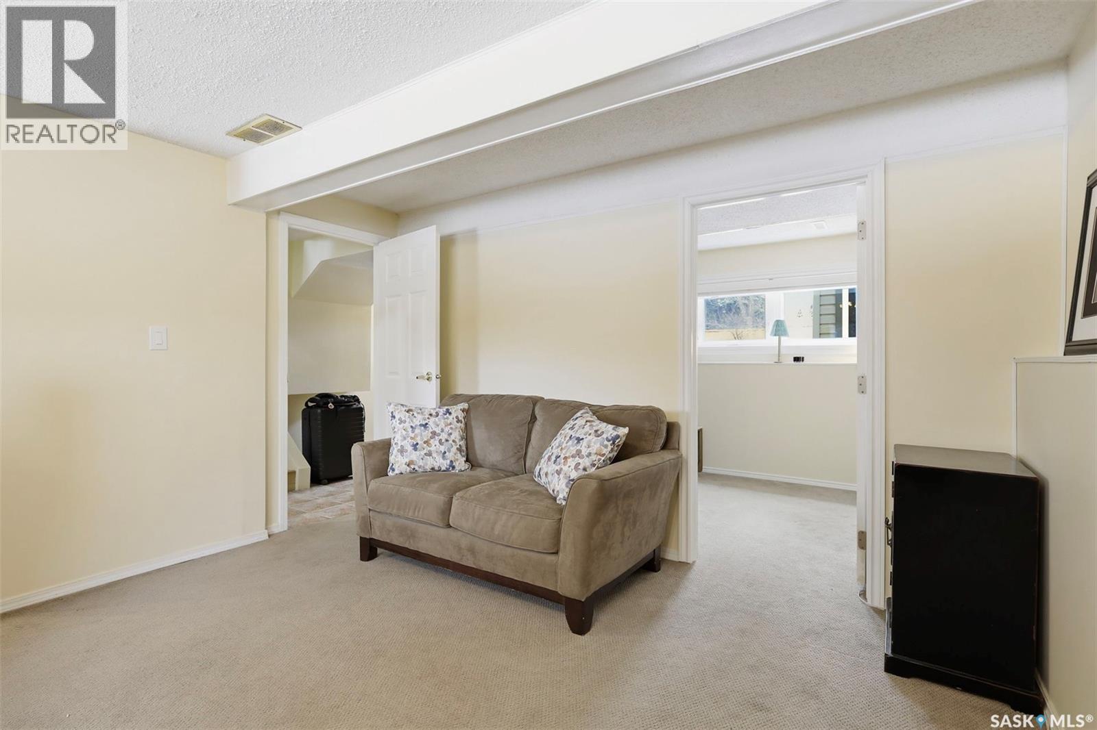 330 Stechishin Way, Saskatoon, Saskatchewan  S7K 5R1 - Photo 17 - SK034092