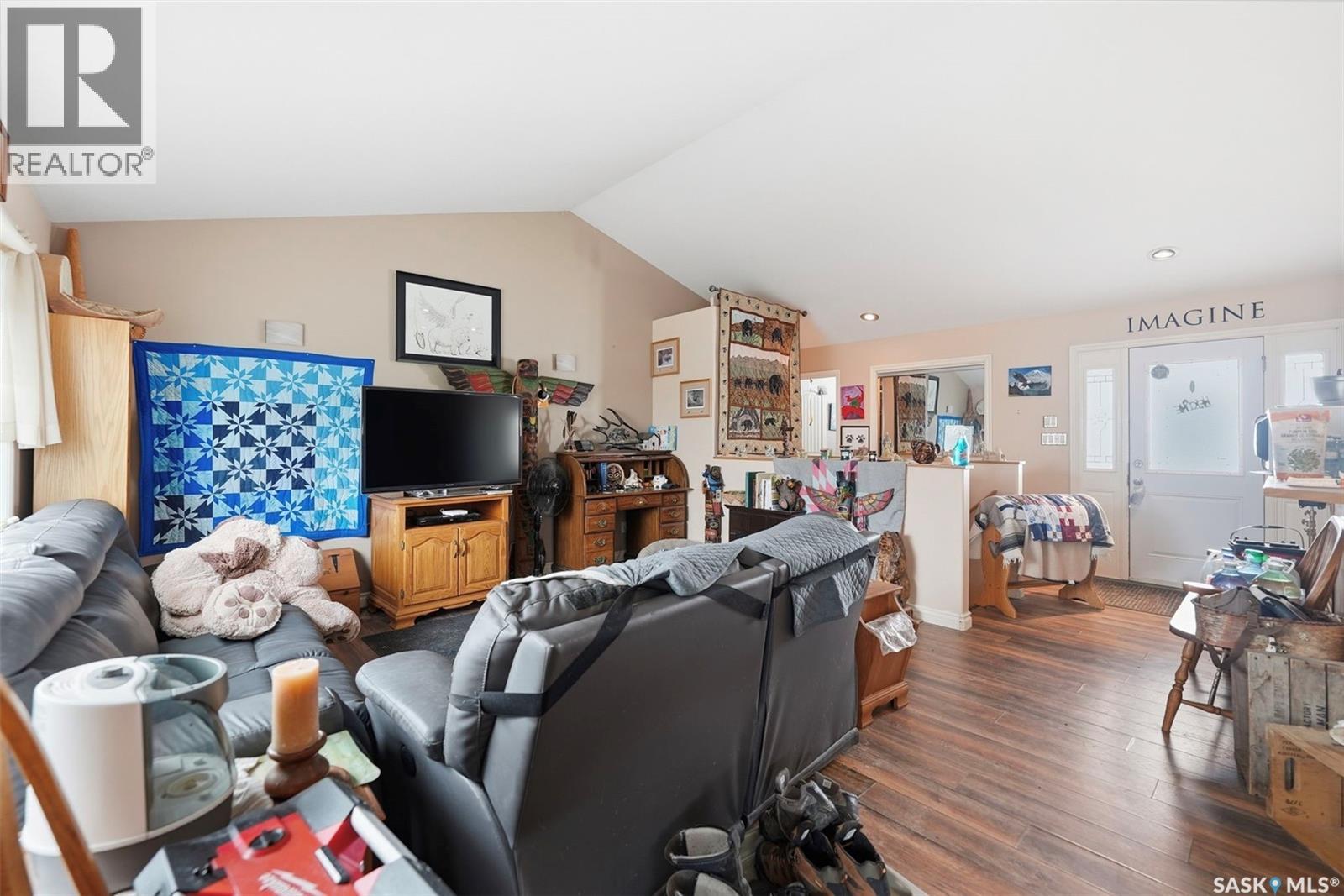 704 Goodrich Street, Radisson, Saskatchewan  S0K 3L0 - Photo 10 - SK034085