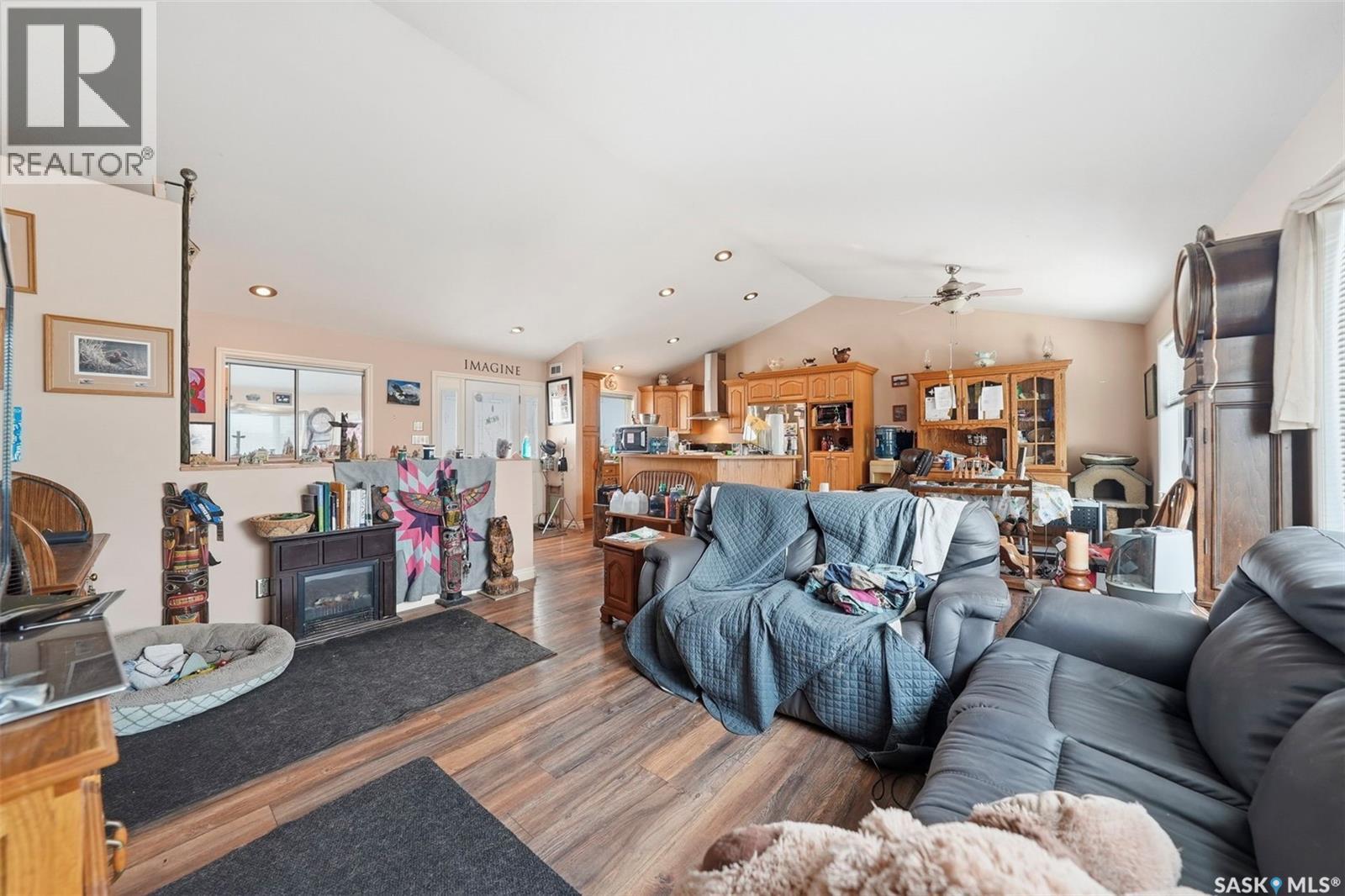 704 Goodrich Street, Radisson, Saskatchewan  S0K 3L0 - Photo 12 - SK034085