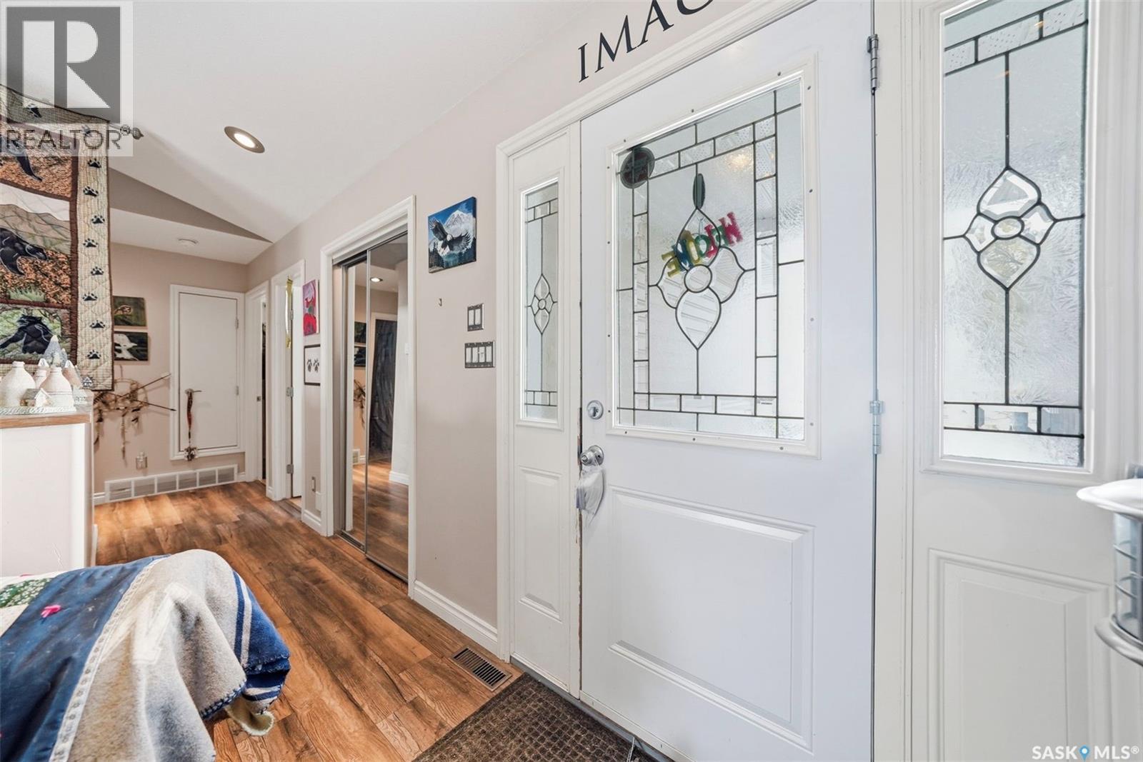 704 Goodrich Street, Radisson, Saskatchewan  S0K 3L0 - Photo 3 - SK034085